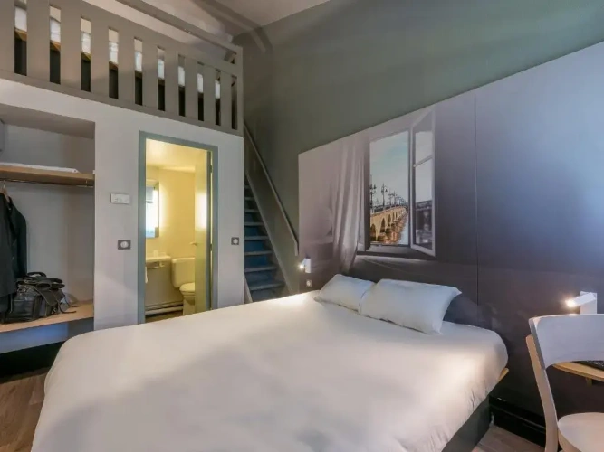 Quadruple room