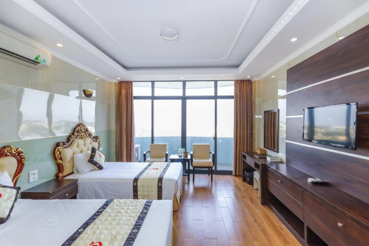 Phoenix Hotel