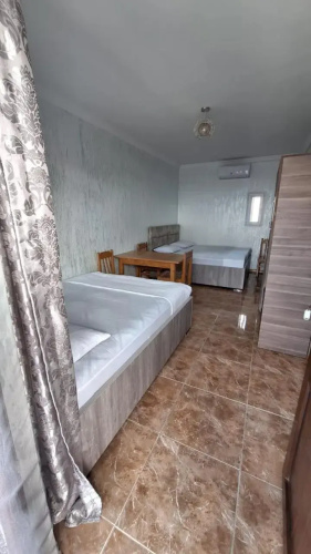 784 Aghmashenebeli Guest House