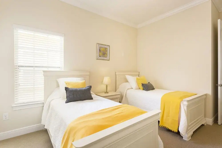 6 Bedroom Reunion Resort Home with Pool
