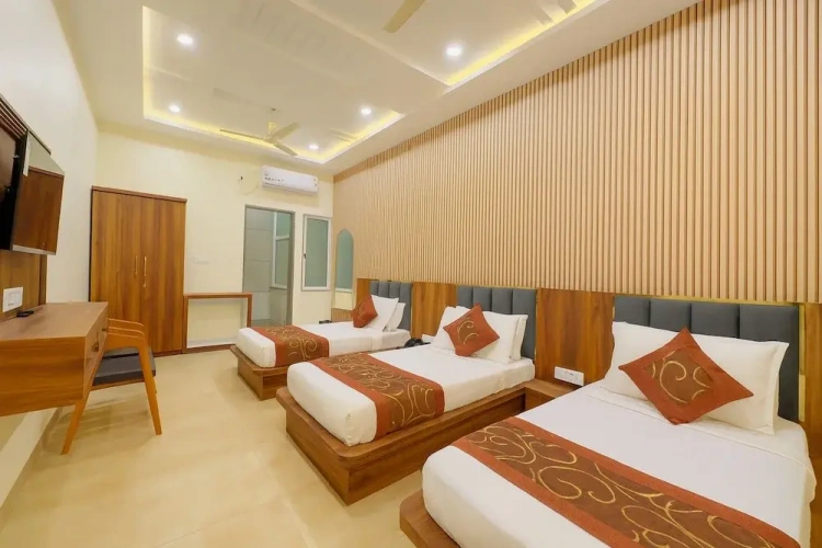 Deluxe Triple room