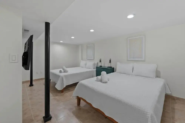 Dublin Blue Haven - Home for 12