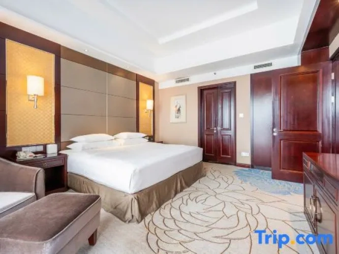 Deluxe Double Suite