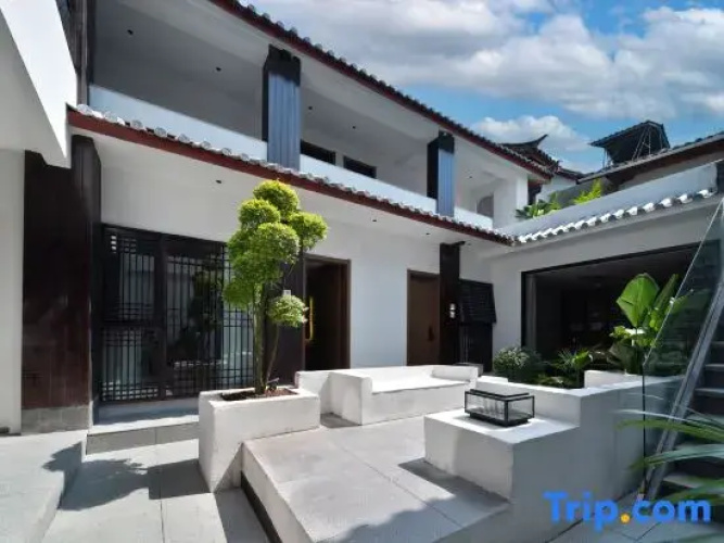 Yunxi Designsr resort countyard