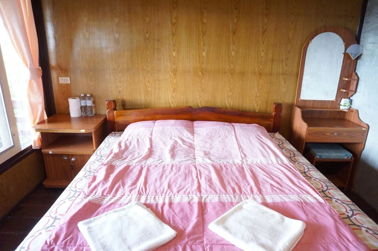 Lamai Koh Phayam Resort