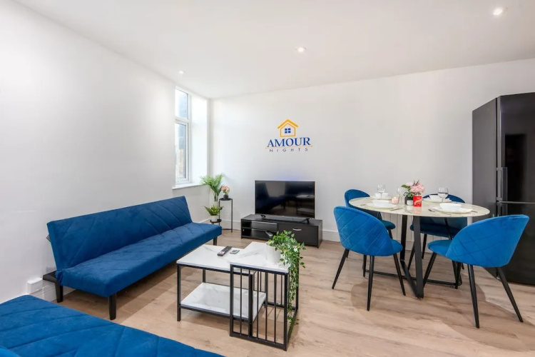 New Modern Apartment