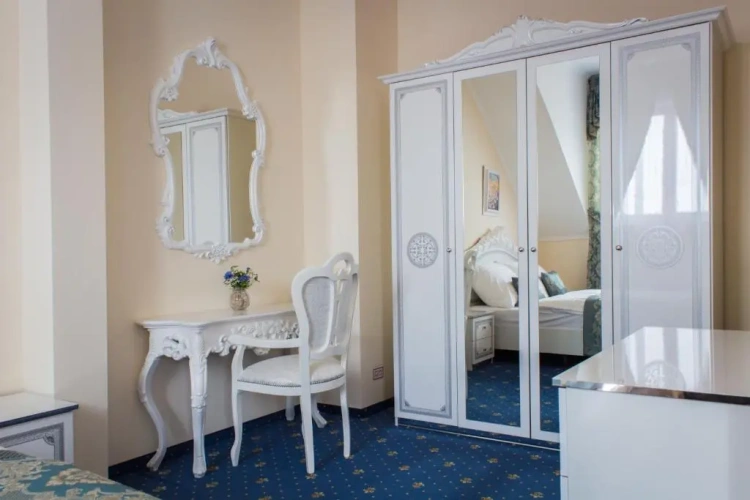 Deluxe Family Suite