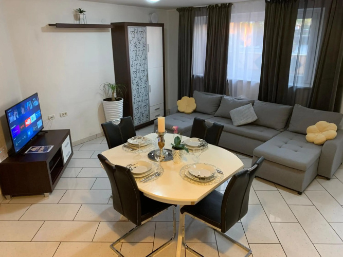 Maremi Izola Apartment