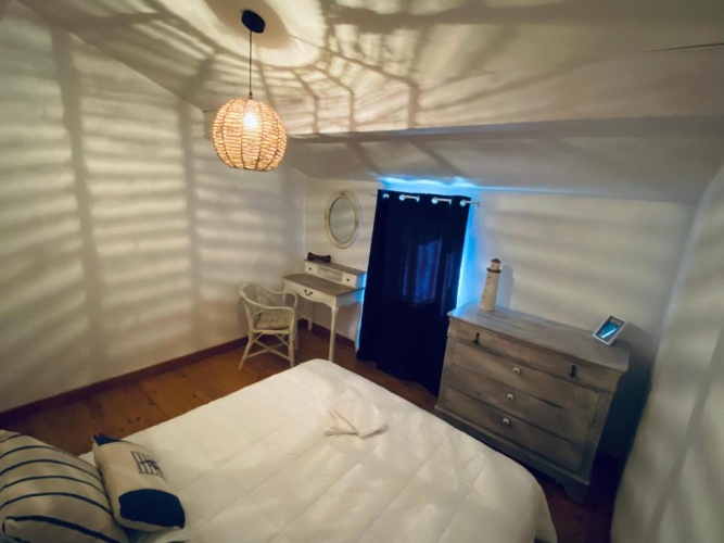 4 Bedrooms Cottage