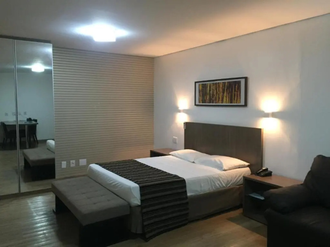 Flat Crystal Place