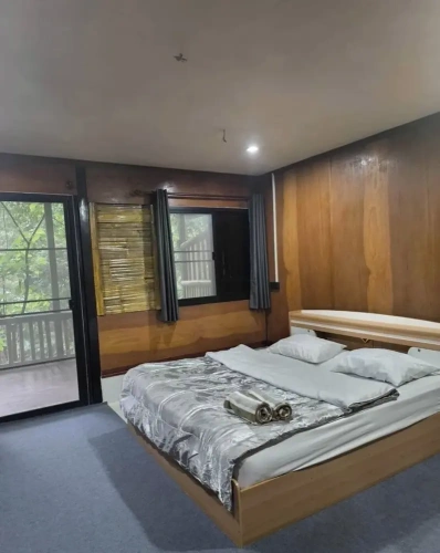 Standard room with balcony and with river view