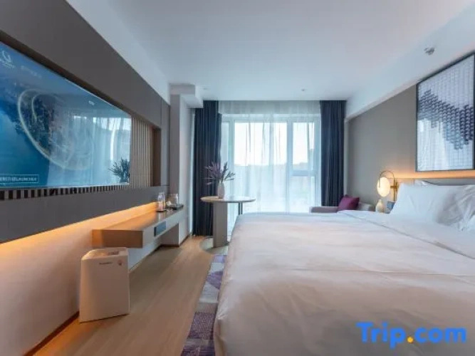Standard Double room with view