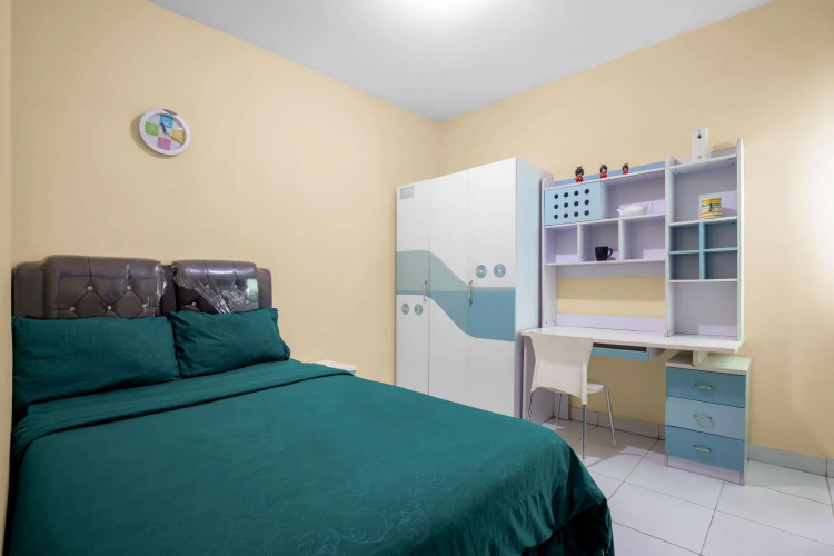 Aeropolis Natures Room