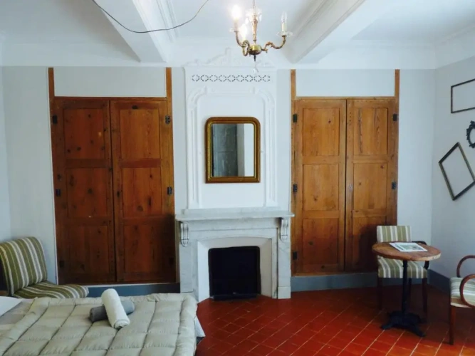 2 Bedrooms Triple Suite