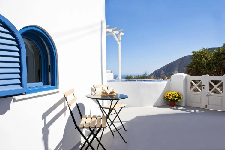 Semeli Cave House