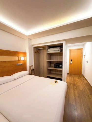 Premium Twin room