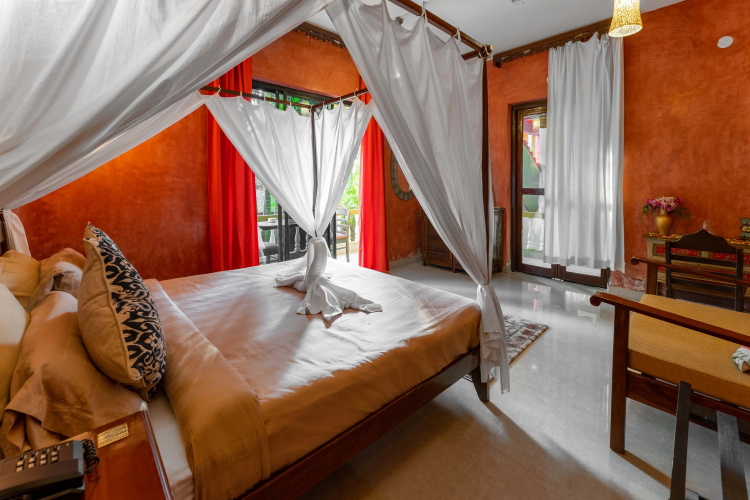juSTa  Morjim Beach Resort and Spa