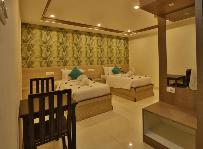 Hotel Ramtel Inn