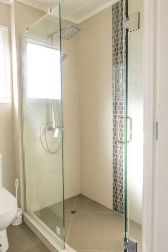 ARent - Serviced House - 14a Dignan St