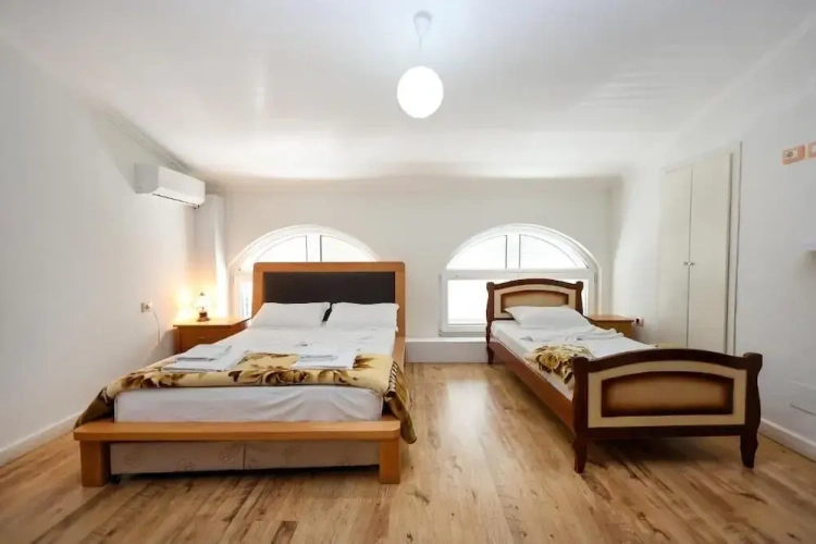Classic Triple room