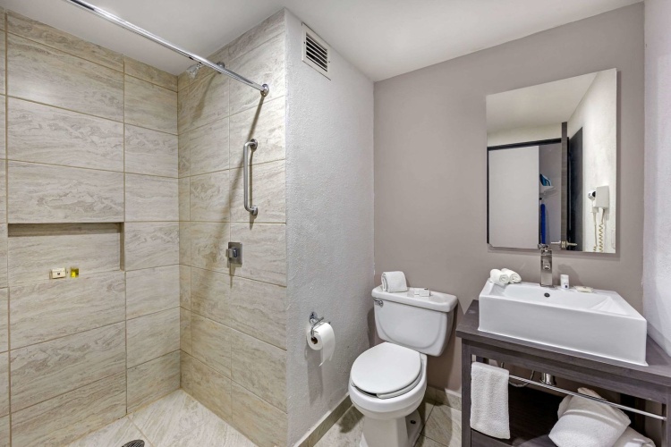 Comfort Inn Queretaro photo 10