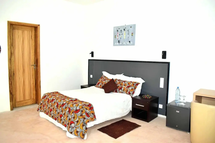 King Baobab Lodge