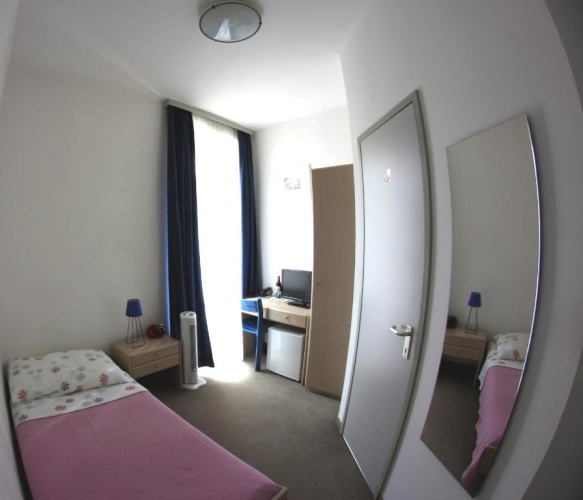 Standard Single room with view