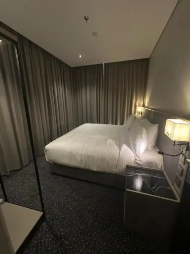 Fiori Airport hotel