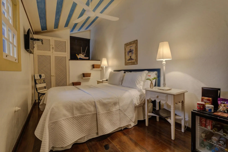 Sandi Hotel