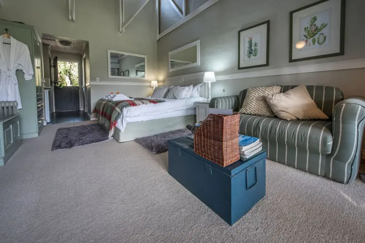 Bitou River Lodge