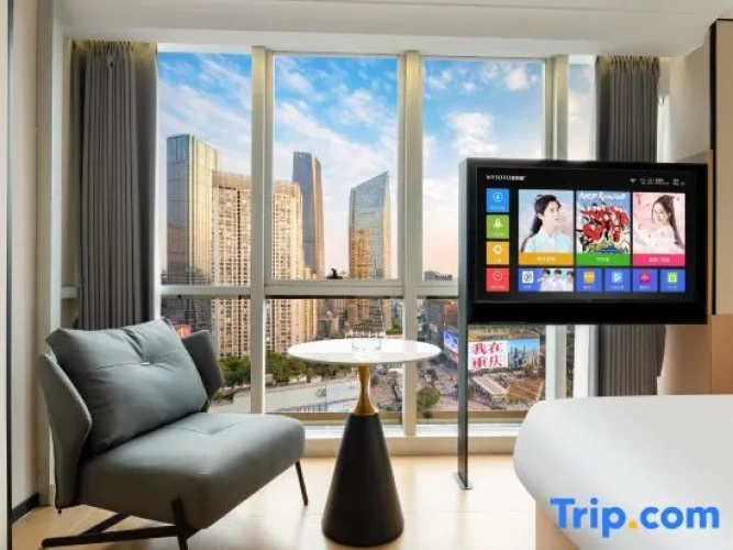 Standard Double room with city view