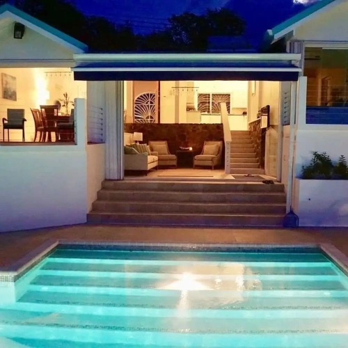 3 Bedrooms Villa