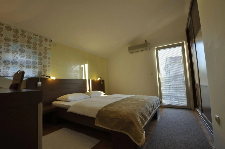 Hotel Djuric
