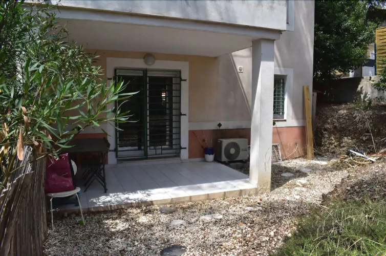 Appartement 2 Chambres Proche Centre
