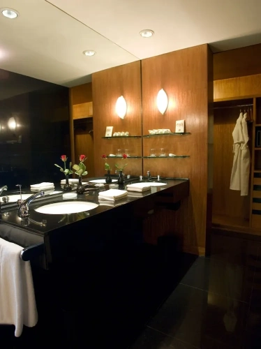 1 Bedroom Suite