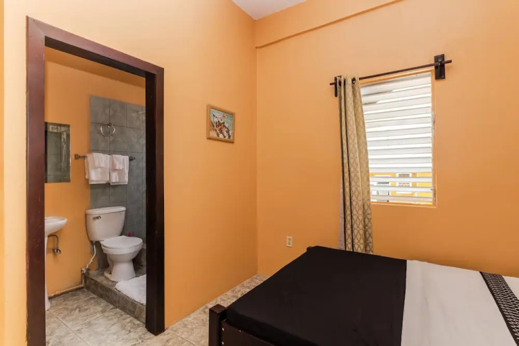 San Pedro Studios and Suites