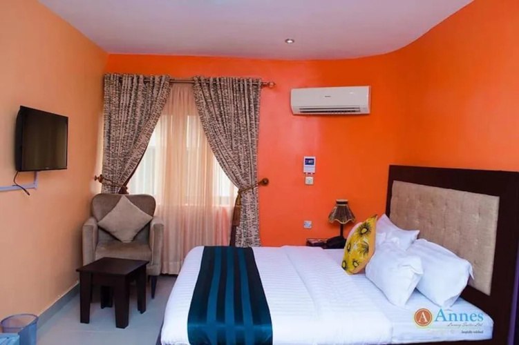 Annes Luxury Suites Ltd