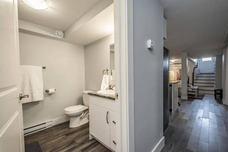 Spacious DAL & Downtown Apartments