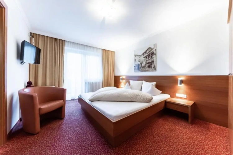 Junior Suite with balcony and with view