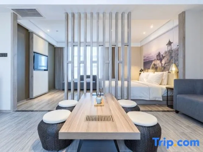 Double Suite