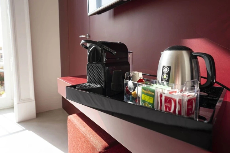 1 Bedroom Comfort room with balcony and with city view