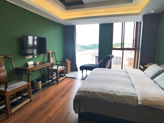 Qiancuihang Art Hotel