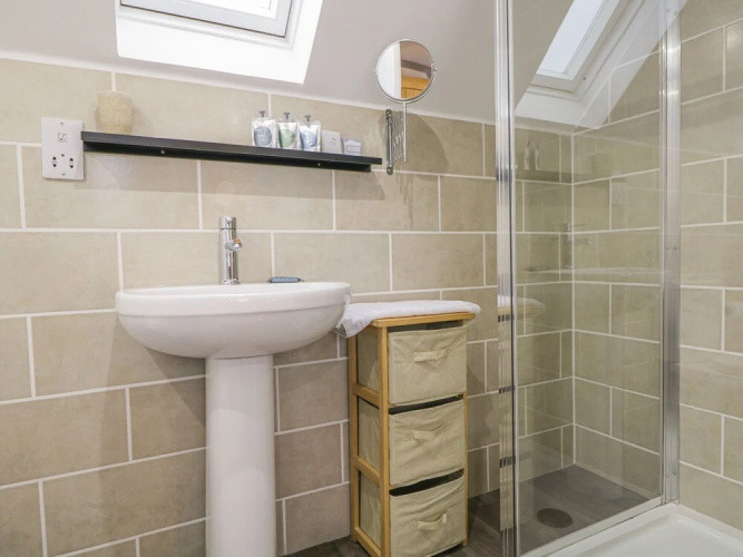 1 Boath Road