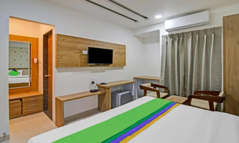 Treebo Chandraprasth Residency