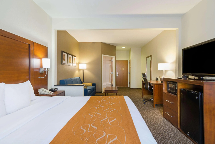 Quality Suites Springdale West I-49