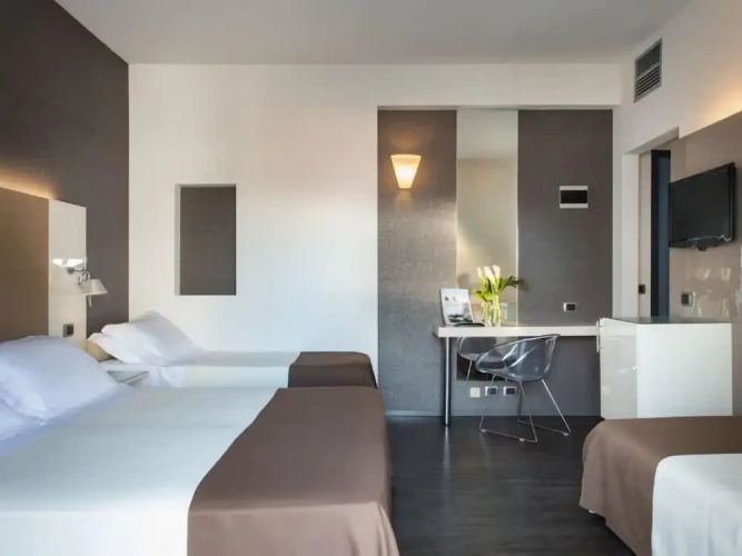 Standard Quadruple room with balcony