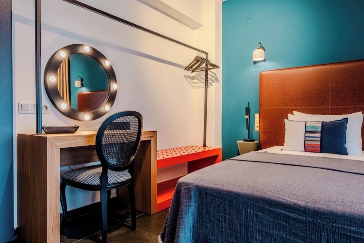 Luxury Double room with pool view