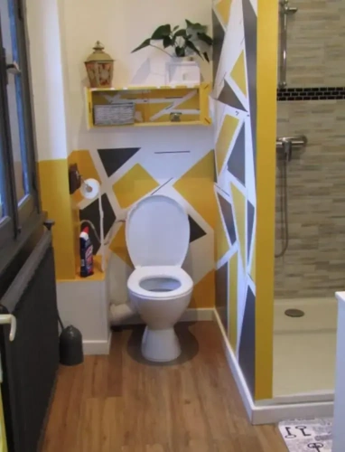 Economy room
