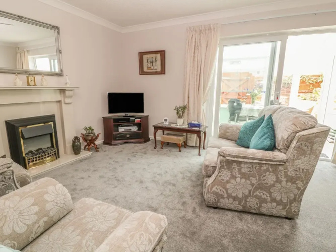 5 Rose Hill Close