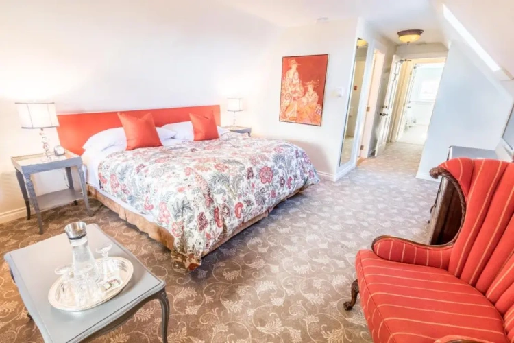 Deluxe Double Suite
